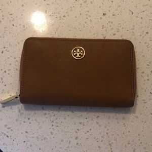 Tory Burch wallet